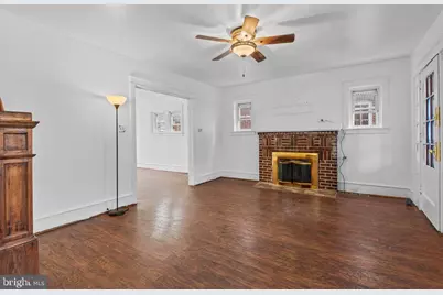 129 E 24th Street, Chester, PA 19013 - Photo 3