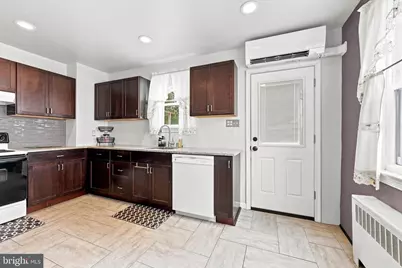 223 Swarthmore Avenue, Folsom, PA 19033 - Photo 5