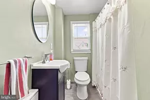 223 Swarthmore Ave, Folsom, PA 19033 - Photo 9