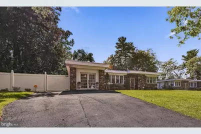 716 Martens Lane, Springfield, PA 19064 - Photo 3