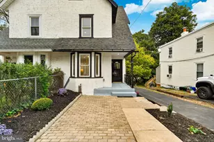 256 N Aberdeen Ave, Wayne, PA 19087 - Photo 1