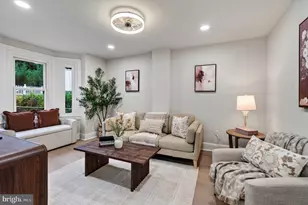 256 N Aberdeen Ave, Wayne, PA 19087 - Photo 3