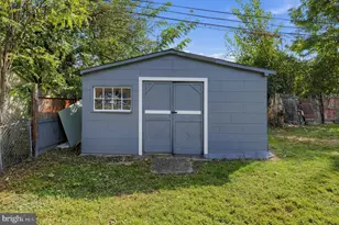 934 Longford Rd, Secane, PA 19018 - Photo 29
