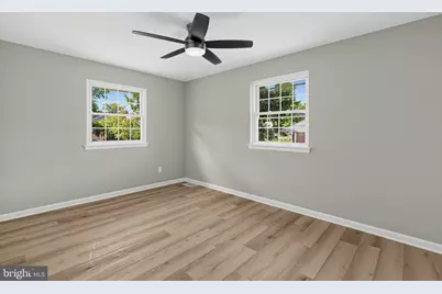 934 Longford Road, Secane, PA 19018 - Photo 17