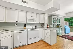 17 Summit Dr, Bryn Mawr, PA 19010 - Photo 13