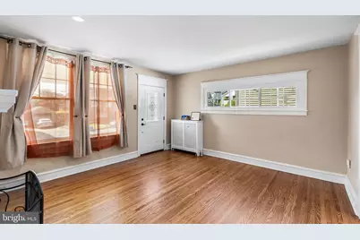 38 Maple Avenue, Upper Darby, PA 19082 - Photo 5