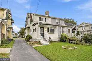 129 N Llanwellyn Ave, Glenolden, PA 19036 - Photo 1