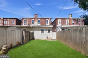 1315 E 9th St, Crum Lynne, PA 19022 - Photo 5