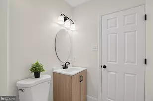 1315 E 9th St, Crum Lynne, PA 19022 - Photo 31
