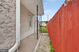 721 McIlvain St, Chester, PA 19013 - Photo 45