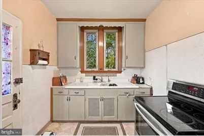 129 Wayne Ave E, Aldan, PA 19018 - Photo 19