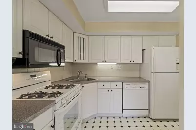 700 Ardmore Ave #302, Ardmore, PA 19003 - Photo 17