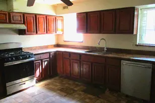 350 Parker St, Chester, PA 19013 - Photo 7