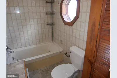 319 W 2nd Street #3RD FLOOR, Media, PA 19063 - Photo 15