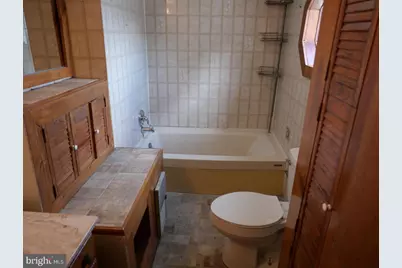 319 W 2nd Street #3RD FLOOR, Media, PA 19063 - Photo 17