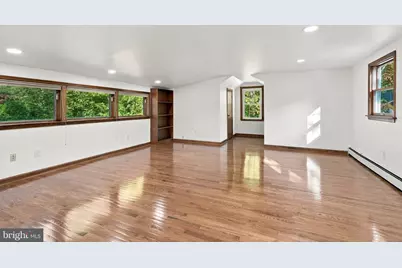 624 W Wayne Avenue, Wayne, PA 19087 - Photo 17