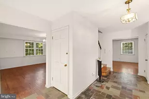 708 Camp Woods Rd, Villanova, PA 19085 - Photo 13