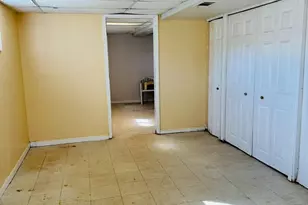 63 S Kirklyn Ave, Upper Darby, PA 19082 - Photo 17