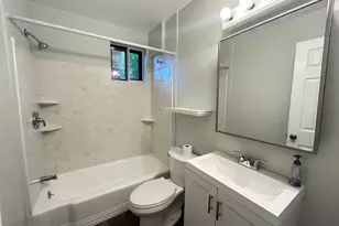 100 E Glenolden Ave, Glenolden, PA 19036 - Photo 17