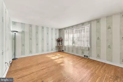 7 Golf Road, Darby, PA 19023 - Photo 5