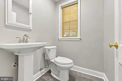 7 Golf Road, Darby, PA 19023 - Photo 13