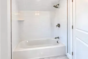 4709 Woodland Ave, Drexel Hill, PA 19026 - Photo 17