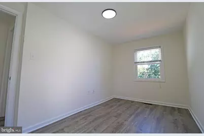 186 Crum Creek Drive, Woodlyn, PA 19094 - Photo 17