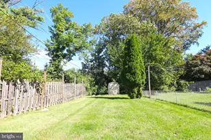 186 Crum Creek Dr, Woodlyn, PA 19094 - Photo 13
