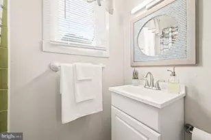 756 E Providence Rd, Aldan, PA 19018 - Photo 19