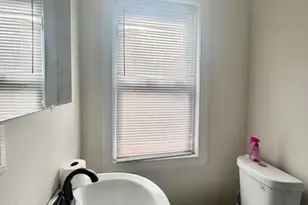 110 Hillside Ave, Darby, PA 19023 - Photo 7