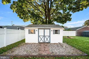 309 Printz Ave, Essington, PA 19029 - Photo 25