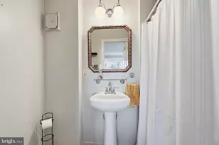 1802 Robinson Ave, Havertown, PA 19083 - Photo 23