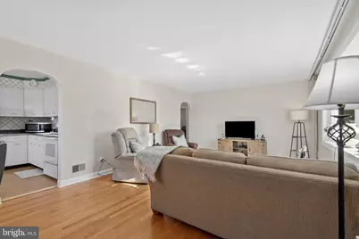 201 Lincoln Street, Folsom, PA 19033 - Photo 5