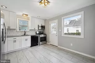 725 Mt Vernon Ave, Folsom, PA 19033 - Photo 3