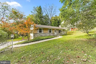 100 W Thompson Avenue, Springfield, PA 19064 - Photo 1