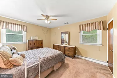100 W Thompson Avenue, Springfield, PA 19064 - Photo 11