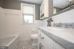 28 Longwood Dr W, Wayne, PA 19087 - Photo 39