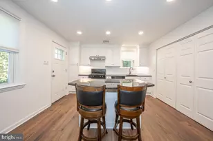 28 Longwood Dr W, Wayne, PA 19087 - Photo 13