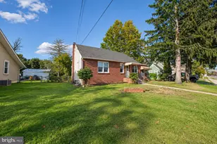1704 Meetinghouse Rd, Upper Chichester, PA 19061 - Photo 3