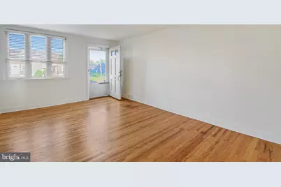 913 Maple Avenue, Glenolden, PA 19036 - Photo 3