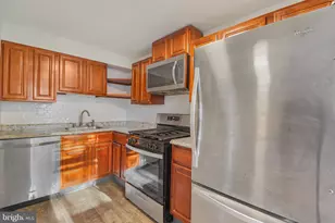 913 Maple Ave, Glenolden, PA 19036 - Photo 1