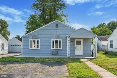 31 Scarlet Avenue, Aston, PA 19014 - Photo 1