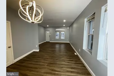 327 E 20th Street, Chester, PA 19013 - Photo 3