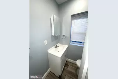 327 E 20th Street, Chester, PA 19013 - Photo 17