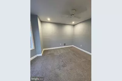 327 E 20th Street, Chester, PA 19013 - Photo 23
