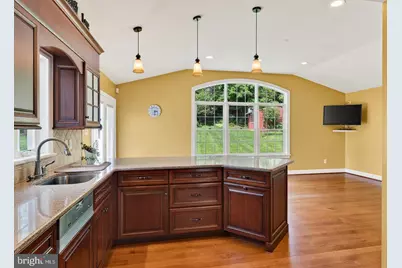 2741 Hillview Road, Broomall, PA 19008 - Photo 11