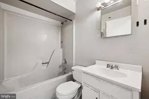 271 N Wycombe Ave, Lansdowne, PA 19050 - Photo 13