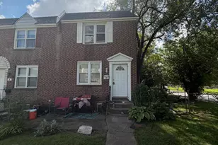 2 Ashbourne Rd, Darby, PA 19023 - Photo 1