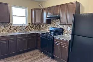410 Folcroft Ave, Folcroft, PA 19032 - Photo 5