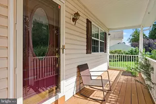 204 Pennford Pl, Garnet Valley, PA 19060 - Photo 3